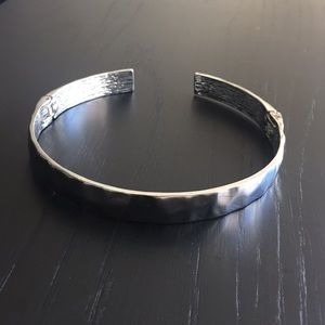 NWOT Zara silver hammered choker collar necklace